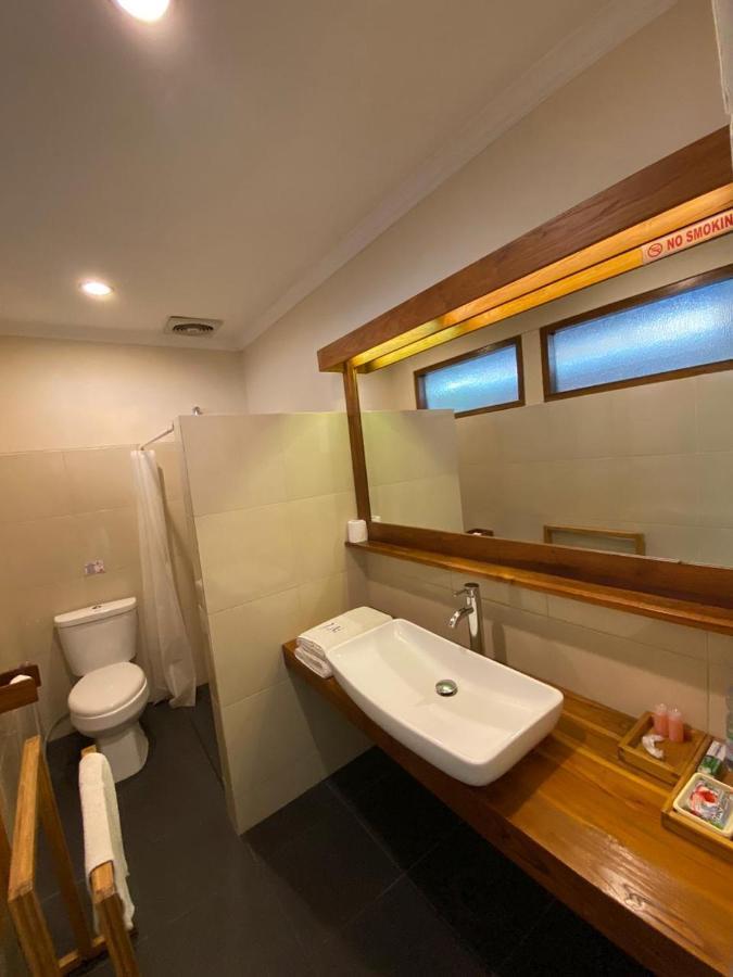 Jepara Marina Beach Bungalows Εξωτερικό φωτογραφία